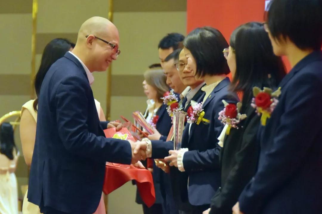 365Ӣ������(����)���޹�˾-Official website